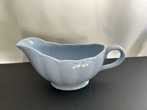 Staffordshire Grindley Lupinenblütenblatt Sauciere - Bild 1 von 3