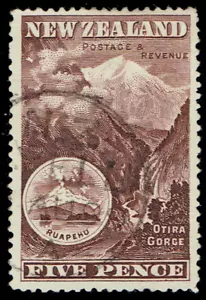 NEW ZEALAND - 1898 - OTRIA GORGE & MT RUAPEHU - 5p Red Brn - Sc #77 Used VF - Picture 1 of 2