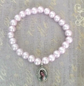 Nuevo BRAZALETE Elastizado Nuestra Señora de Guadalupe Vidrio Rosa 7,25 a 7,5 pulgadas - Imagen 1 de 4