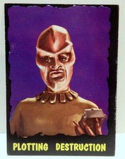 VINTAGE 1964 FROM TV SHOW TOPPS Outer Limits CARD # 35 PLOTTING DESTRUCTION