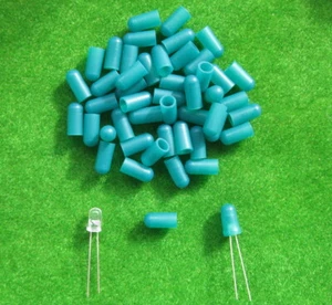 XPT02G 100 piezas Tapas/Cubiertas Verdes para Bombillas de Trigo de 5 mm LED NUEVO - Imagen 1 de 3