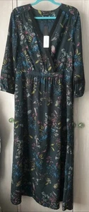 Beautiful Banana Republic Maxi Dress Navy Mix Print With Pockets Size 14.BNWTS. - Picture 1 of 8