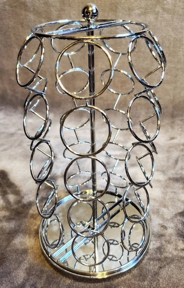 SOPORTE CARRUSEL VAINA CROMADA K-CUP - TIENE CAPACIDAD PARA 28 VAINAS Foto 1 de 2
