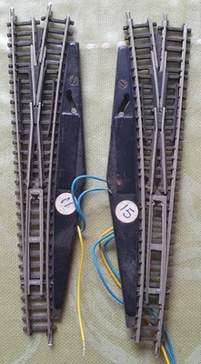 Märklin Miniclub 8561-8564 elektrische Weiche 1x Li ; 1x Re Spur Z 1:220 B - Bild 1 von 3