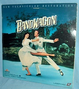LD laserdisc BAND WAGON Fred Astaire/Cyd Charisse Rmstr - Picture 1 of 1