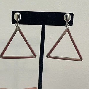 Vintage Silver Tone Triangle Geometric Screwback Earrings Mod Retro 60s 70s - Picture 1 of 5