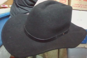 Black Felt 100% Wool Wide Brim Boho/Cowboy Style Casual Hat -Sportsgirl -1 Size - Picture 1 of 5