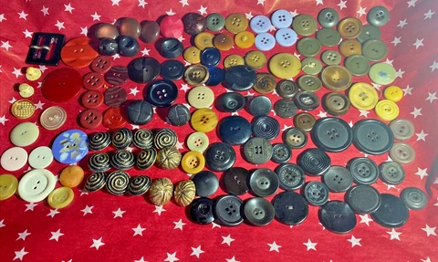 VINTAGE LOT~ SEWING BUTTONS~ BAKELITE~ METAL~ LUCITE~ CELLULOID~ TAGUA Cover