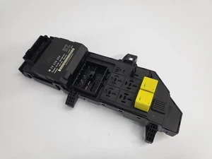Opel Vectra C - Sicherungskasten Relaiskasten 24443147 (06) - Bild 1 von 8