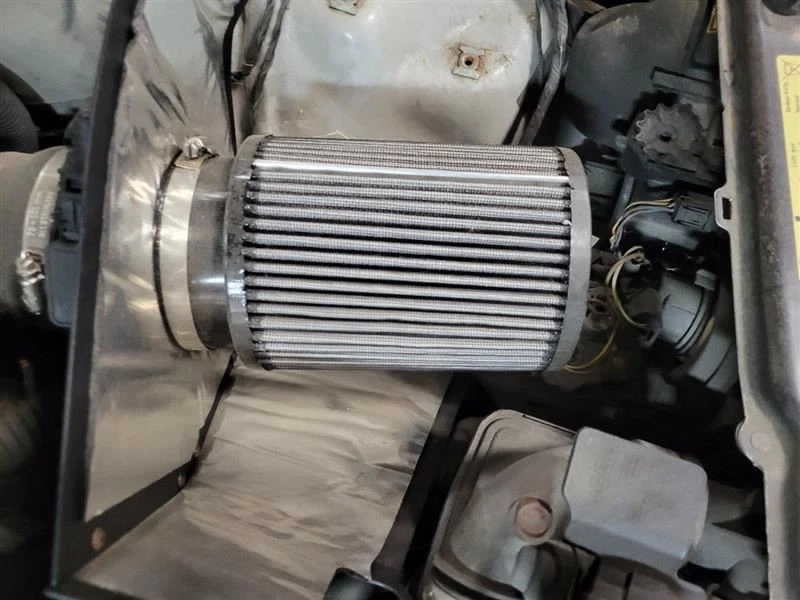 Air Cleaner Convertible Thru 9/05 Fits 01-06 BMW 330i 347503 - Image 1 of 4