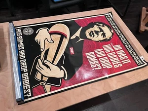 Obey Shepard Fairey 2004 Hug Bombs Poster - Bild 1 von 2