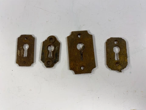 4 Vintage Skeleton Key Escutcheon Plates Cover Back Keyhole Steampunk Metal Cover