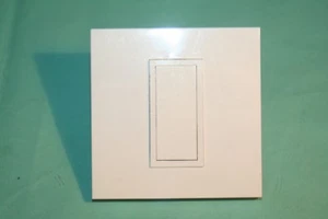 Bouton poussoir pour télérupteur Legrand Mosaic 50 ancien modèle - Foto 1 di 1