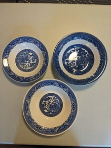  3 Blue Willow Wear Servierschüsseln, zwei sind 10", eine 9" Vintage keine Chips  - Bild 1 von 7