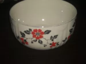 Hall China Red Poppy 9 Inch Mixing Bowl - Picture 1 of 5