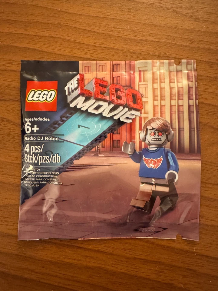 LEGO La Lego Película Radio DJ Robot Minifigura Exclusiva - NUEVO/SELLADO POLYBAG Foto 1 de 1