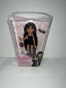 Bratz x Kylie Jenner Day Fashion Doll with Accessories and Poster - Picture 1 of 8