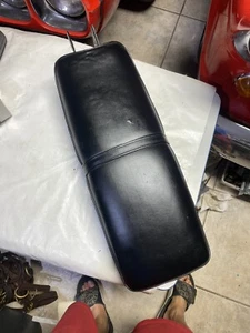 HONDA CA72 CA77 C77 BLACK COMPLETE  SEAT W/ WHITE LOGO  Restored Excellent - Bild 1 von 24