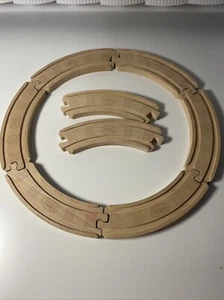 Thomas & Friends Wooden Railway Train Track Lot of 8 Pieces Curved One Sided - Picture 1 of 3