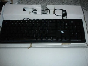 NEW iBuyPower Gaming Keyboard + Mouse Combo (damaged box) - Picture 1 of 6