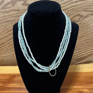 Collar Vintage Capas Hilo Imitación Perlas Blanco Azul Claro Tono Dorado Cierre MCM - Imagen 1 de 6