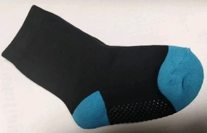 Jungen rutschfeste Grip Socken 4-5 Jahre - Bild 1 von 3