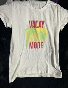 Girls BCG “vacay Mode” T Shirt Ex Large - Picture 1 of 2