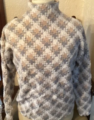 Precioso Suéter Cuello Moch Cupcakes Y Cachemira Talla Mediana ¡Tan Suave!  Foto 1 de 3