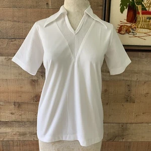 Vintage 1970’s White Pointy Collar Knit Popover Shirt Top Size Medium V-Neck - Picture 1 of 6
