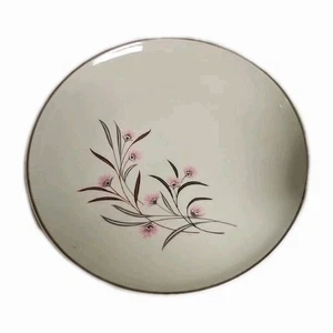 4 Universal Potteries Ballerina Mist Strawflower Salad Plates 7 1/4" Mint Condi - Picture 1 of 5