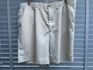 Pantalones Cortos MAINE Golf Beige 42"W Secado Rápido Peso Ligero Comprobación Mezcla Modal - Imagen 1 de 9
