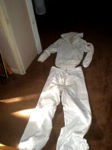 VINTAGE WW2 ERA US NAVY WHITE DRESSDOWN PANTS,CRACKER JACK SHIRT NAMED SOLDIER - Picture 1 of 7