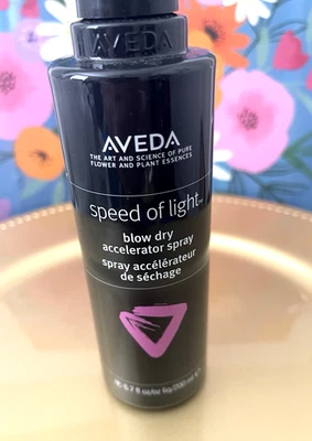 Spray acelerador de secado por soplado Aveda Speed of Light 50 % menos tiempo 6,7 oz/200 ml NUEVO Foto 1 de 3