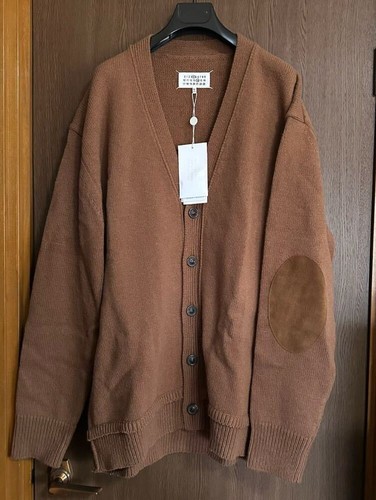 L nuovo 56 off Maison Margiela toppa gomito maglia cardigan maglione giacca cammello 23AW