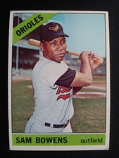 1966 Topps Baseball Card # 412 Sam Bowens - Baltimore Orioles