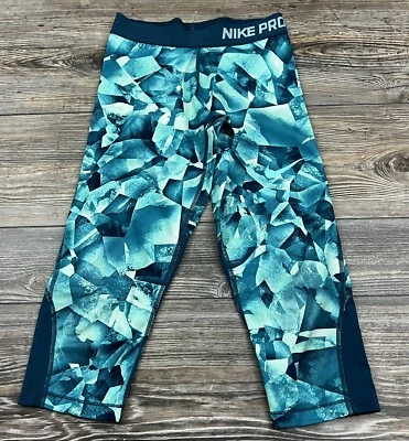 Nike Capri Leggings Verde Estampado Geométrico Niñas Mediano #909235-467 Foto 1 de 4