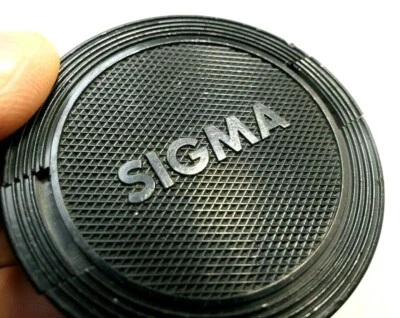 Sigma 52mm Front Lens Cap Snap on type all Black for Mini Wide angle 28mm prime - Image 1 of 4