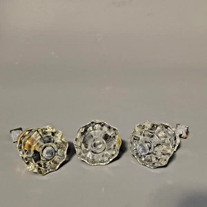 Lote de 3 perillas de cajón de colección decagón de vidrio transparente con cabeza empotrada 1,25 - Imagen 1 de 16
