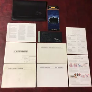 2004 JAGUAR XK + SUPERCHARGED COUPE & CONVERTIBLE OWNERS MANUAL BOOKS CASE ALL - Foto 1 di 13