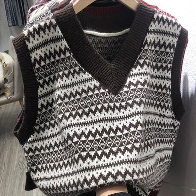 Vintage Knit Vest Women Sweater Vest Sleeveless Design For Everyday Use - Image 1 of 4