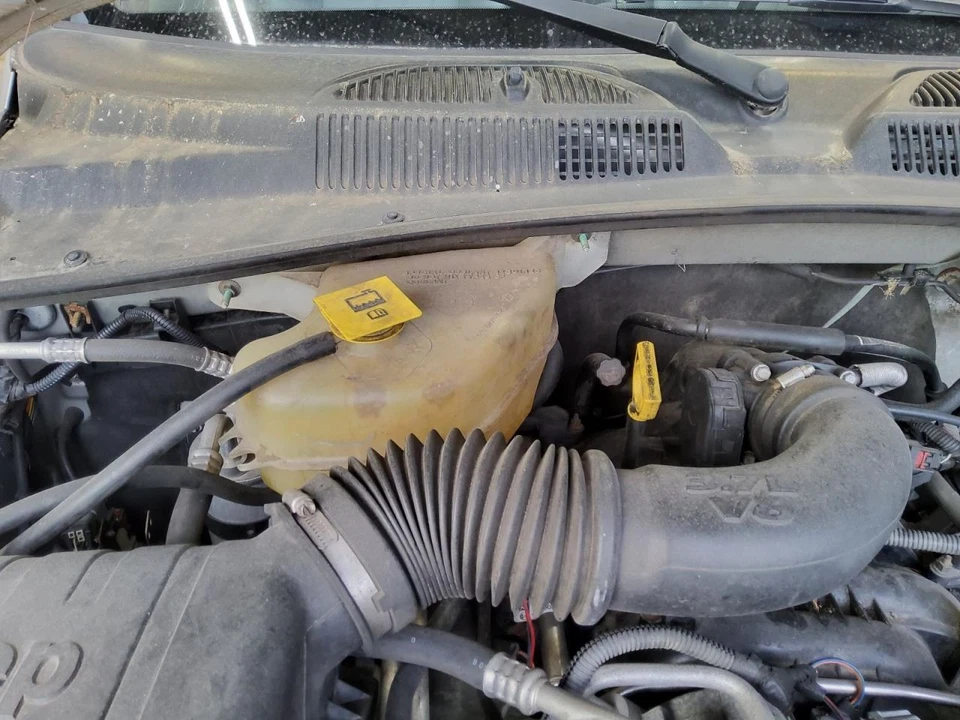 Coolant Reservoir Fits 02-05 07 LIBERTY 470066 - Imagem 1 de 1