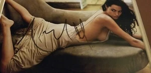 Sexy Angelina Jolie Autographed 11x14 matted color photo w/coa - Picture 1 of 4