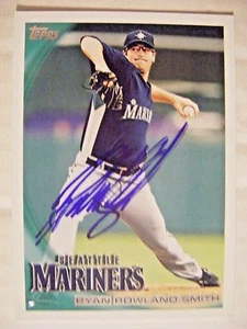 RYAN ROWLAND-SMITH signed RC MARINERS 2010 Topps baseball card AUTO DIAMONDBACKS - Picture 1 of 1