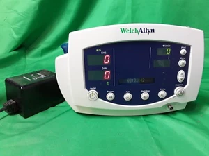 Welch Allyn 530TP Patientenmonitor mit Stromquelle - Bild 1 von 3