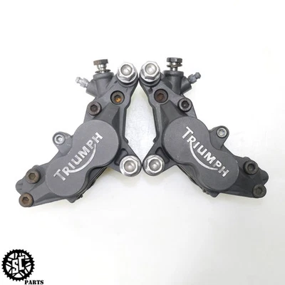 Pinza de freno delantera izquierda derecha Triumph Daytona 600 2003 2004 Foto 1 de 4