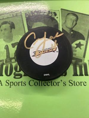 Cam Fowler Autografiado NHL Licencia Oficial Puck Anaheim Ducks HP2 Foto 1 de 2