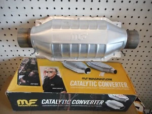 MAGNAFLOW CATALYTIC CONVERTER 99006HM - Picture 1 of 2