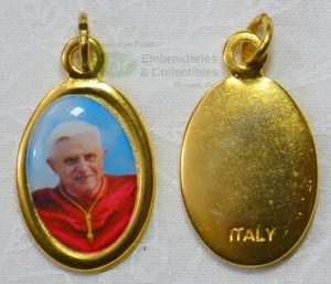 Pope Benedict XVI Picture Medal Pendant, Gold Tone, 20mm x 15mm, Made in Italy - Picture 1 of 1