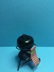 Dollhouse Miniature Barbarcue Grill - Picture 1 of 3