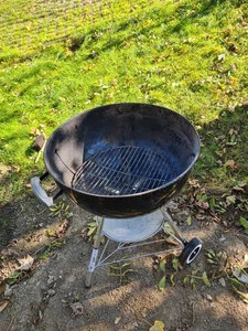 Weber Kugelgrill für Holzkohle - Bild 1 von 4
